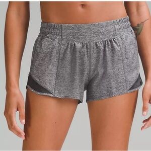 Lululemon Hotty hot low rise lined shorts size 6 tall